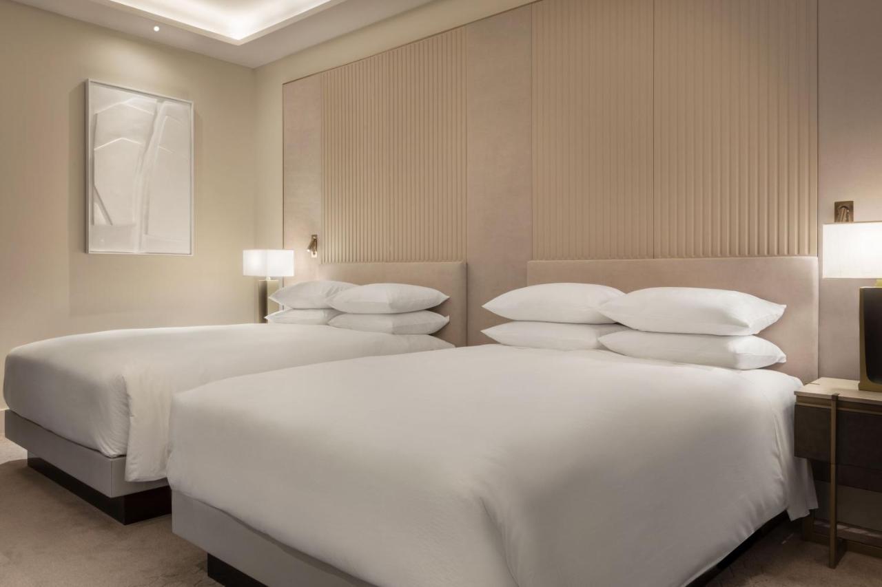 Jw Marriott Hotel Мадрид Экстерьер фото